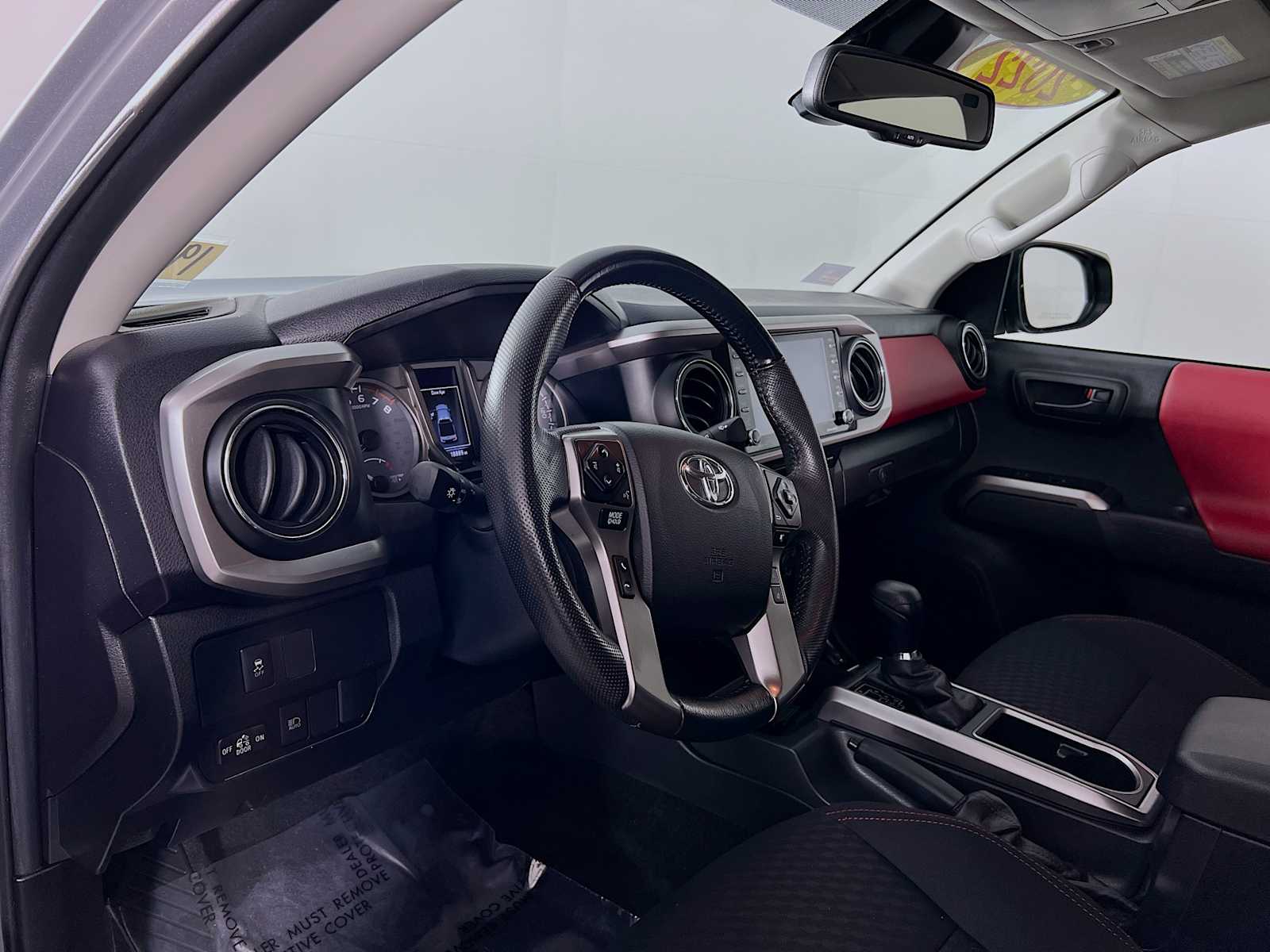 2022 Toyota Tacoma SR5 - Photo 9