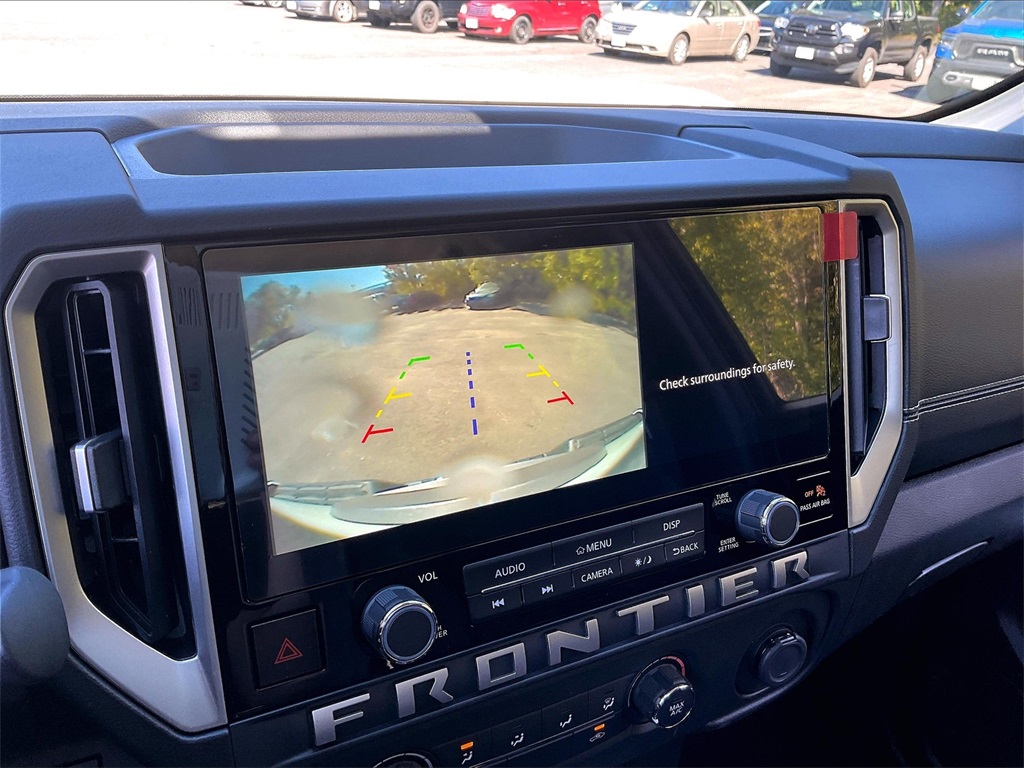 2025 Nissan Frontier SV - Photo 16