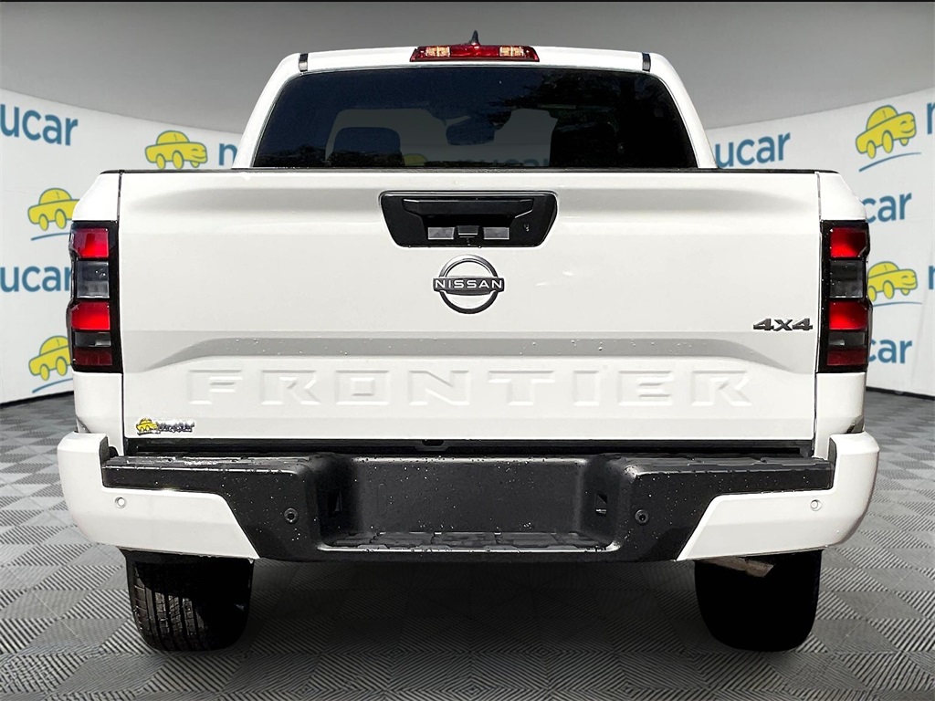 2025 Nissan Frontier SV - Photo 5
