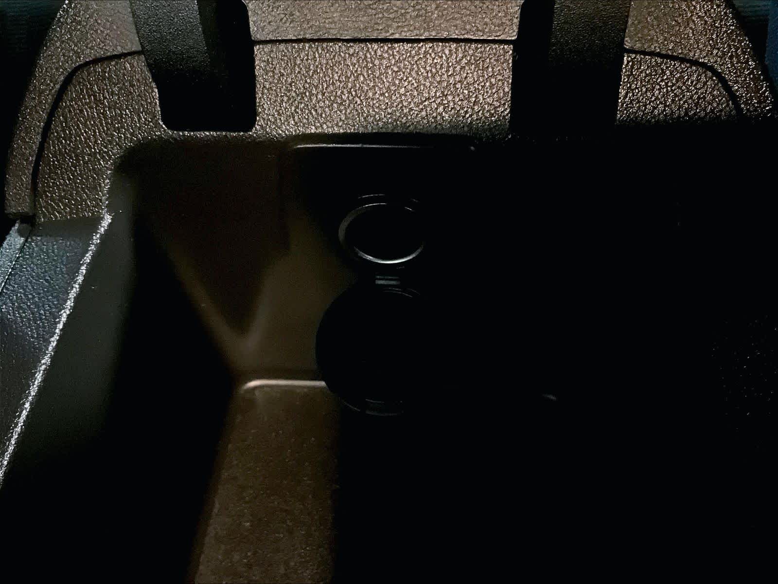 2015 Chevrolet Camaro LS - Photo 27