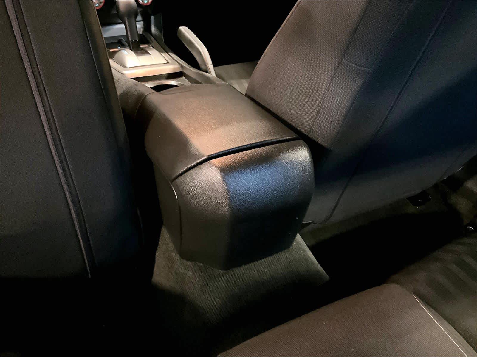 2015 Chevrolet Camaro LS - Photo 28