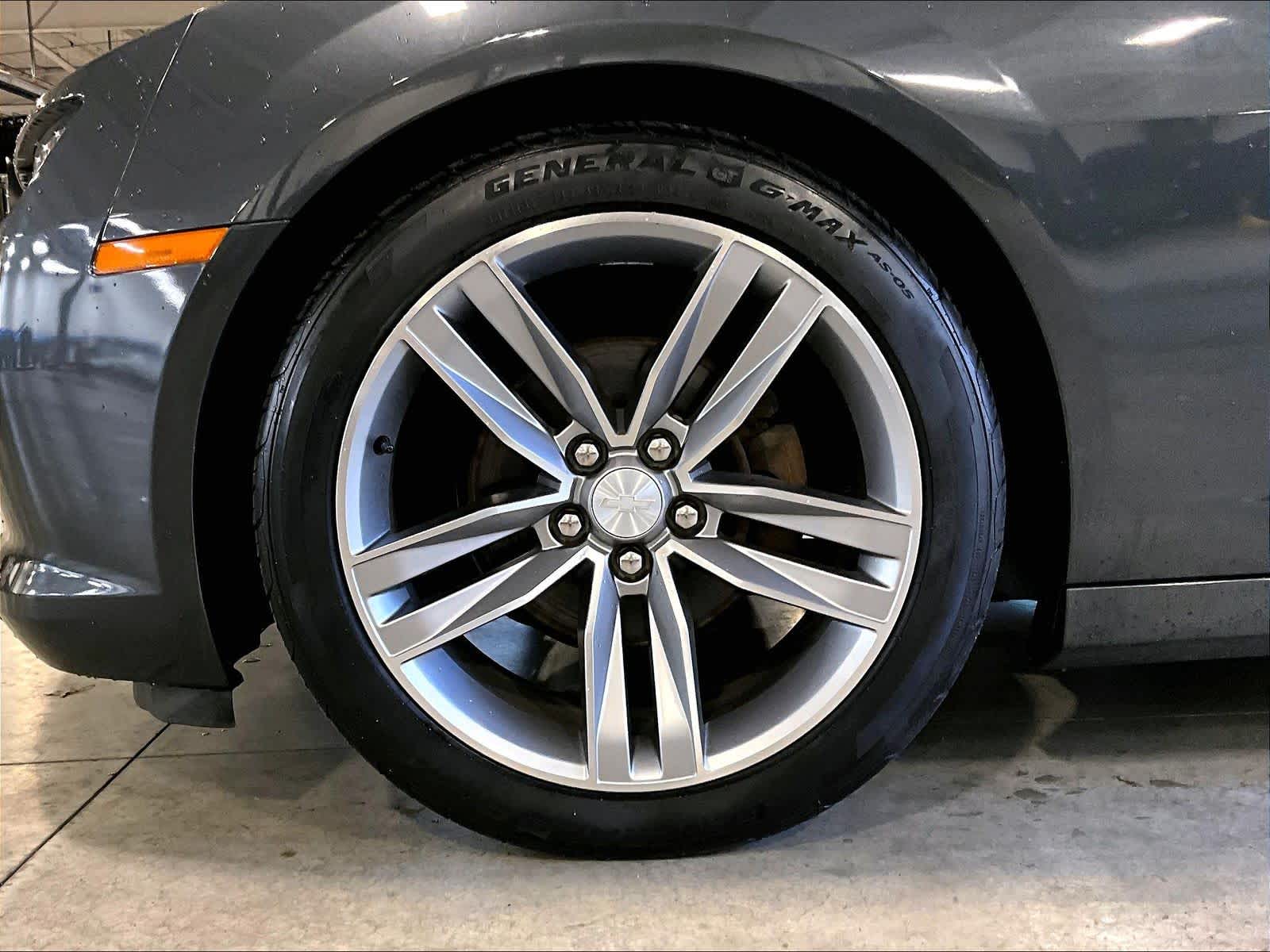 2015 Chevrolet Camaro LS - Photo 7