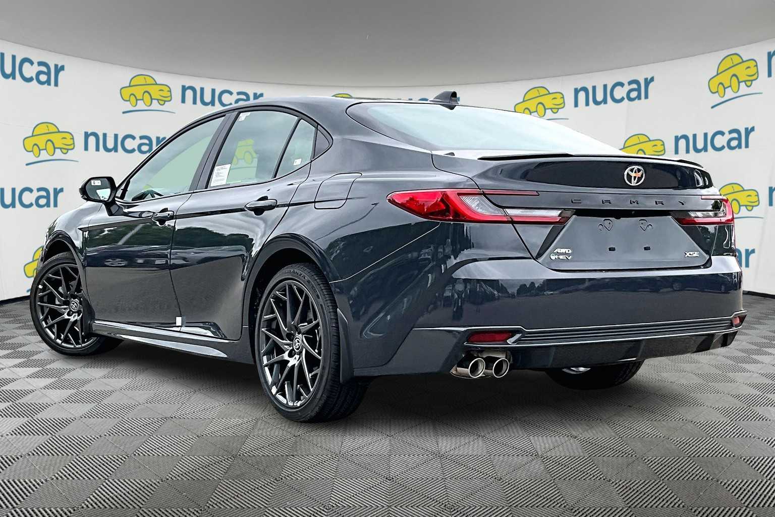 2025 Toyota Camry XSE - Photo 5