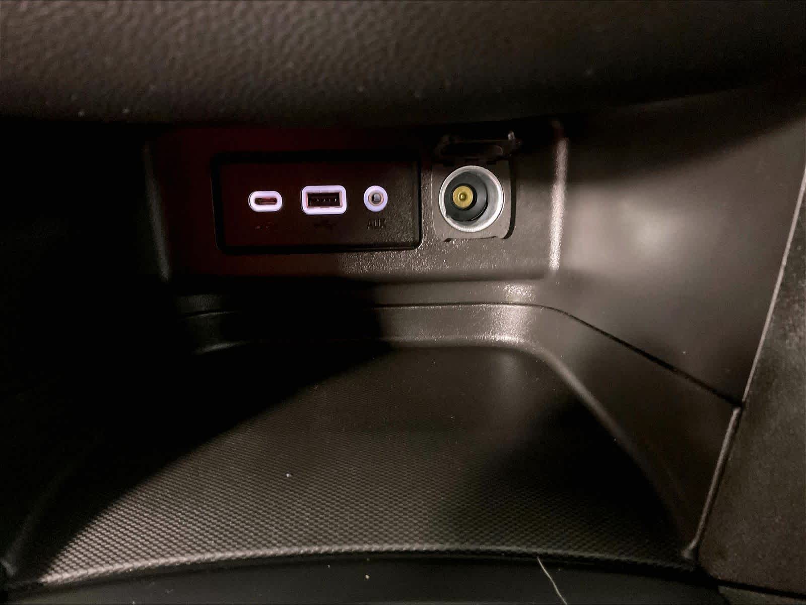 2024 Chevrolet Equinox LT - Photo 26