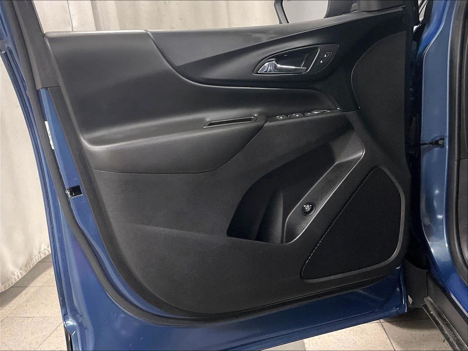 2024 Chevrolet Equinox LT - Photo 9