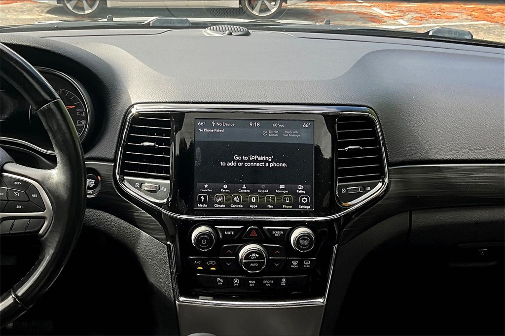 2019 Jeep Grand Cherokee Altitude - Photo 18