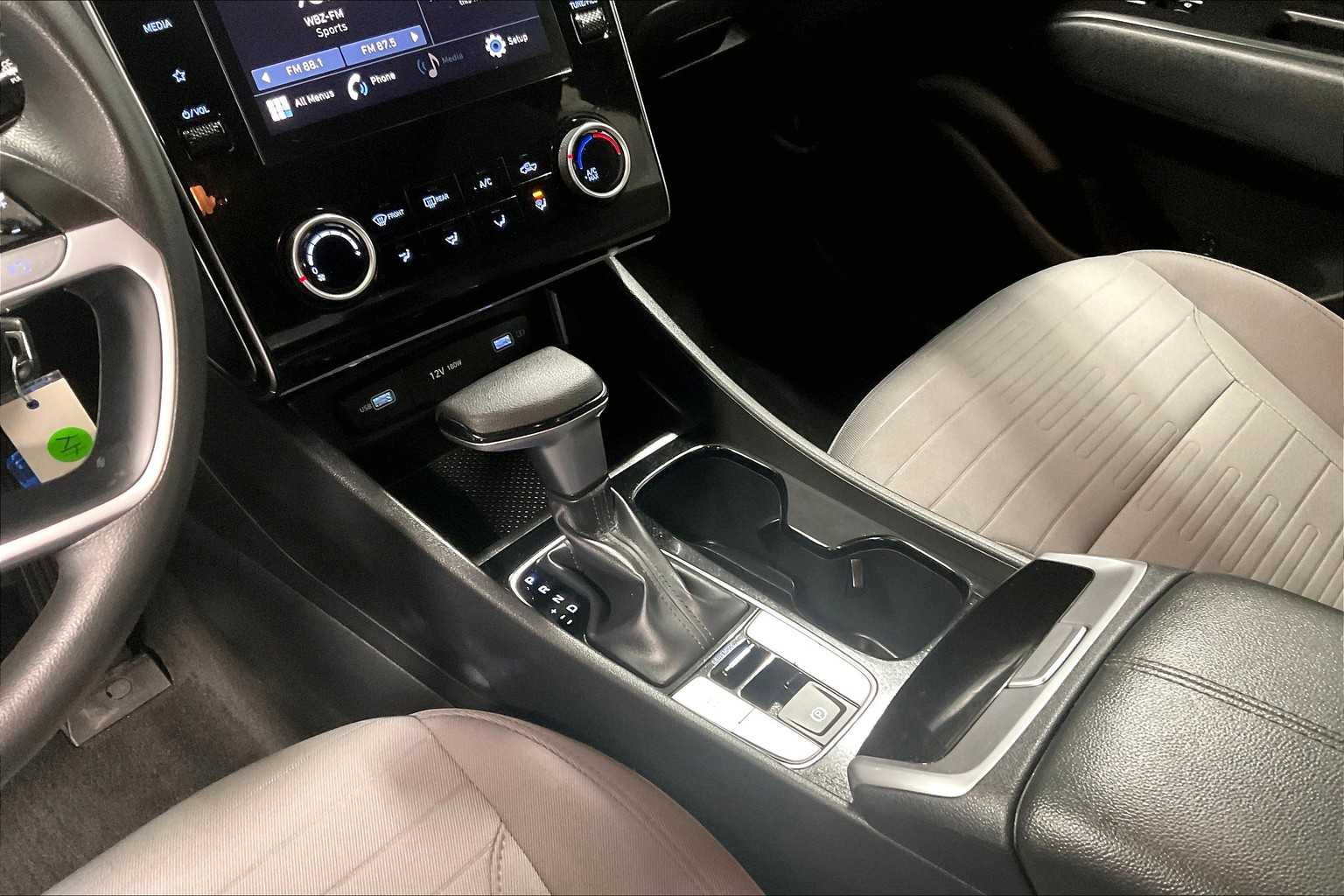 2024 Hyundai Santa Cruz SE - Photo 20