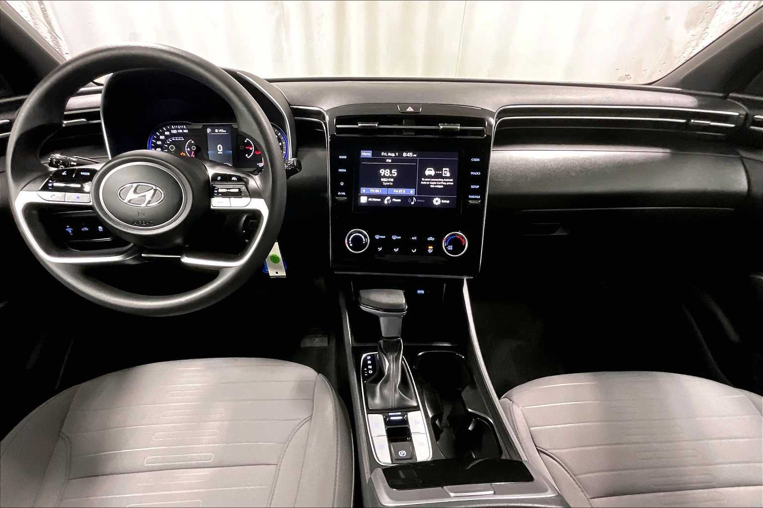 2024 Hyundai Santa Cruz SE - Photo 21
