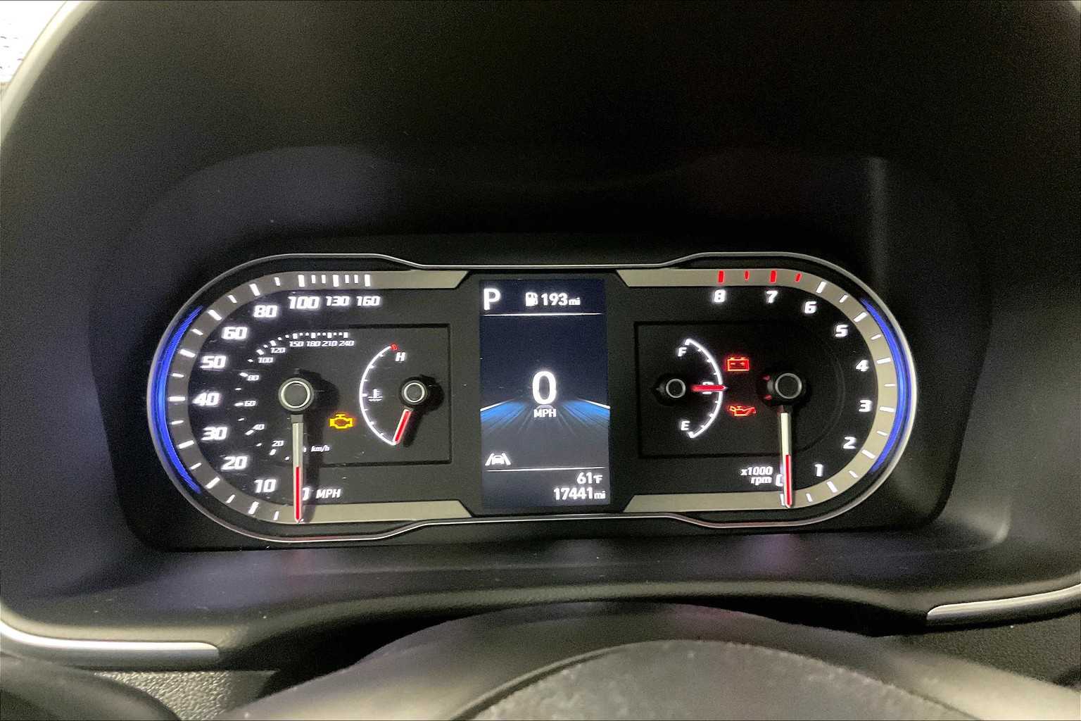 2024 Hyundai Santa Cruz SE - Photo 24