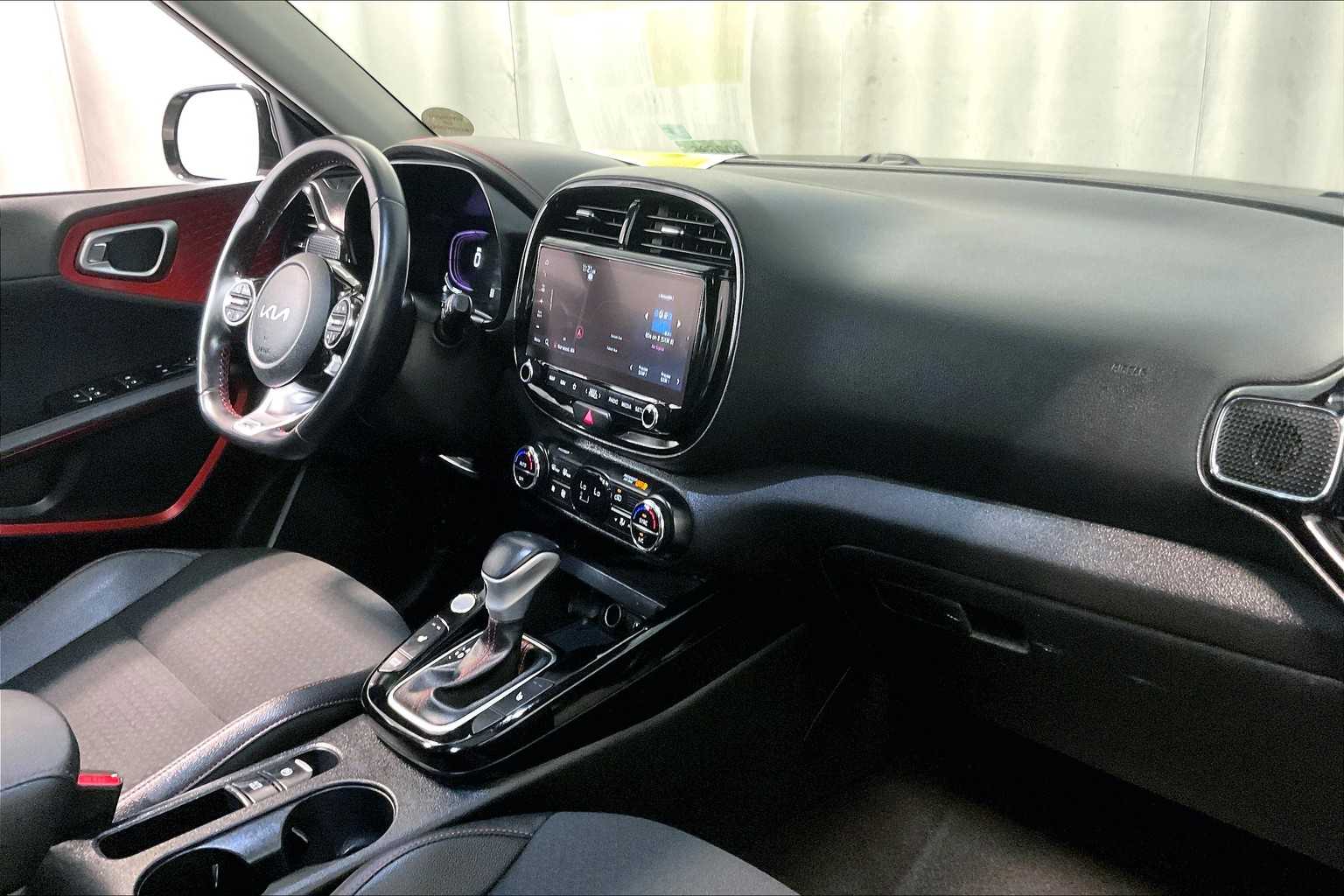 2023 Kia Soul GT-Line - Photo 14