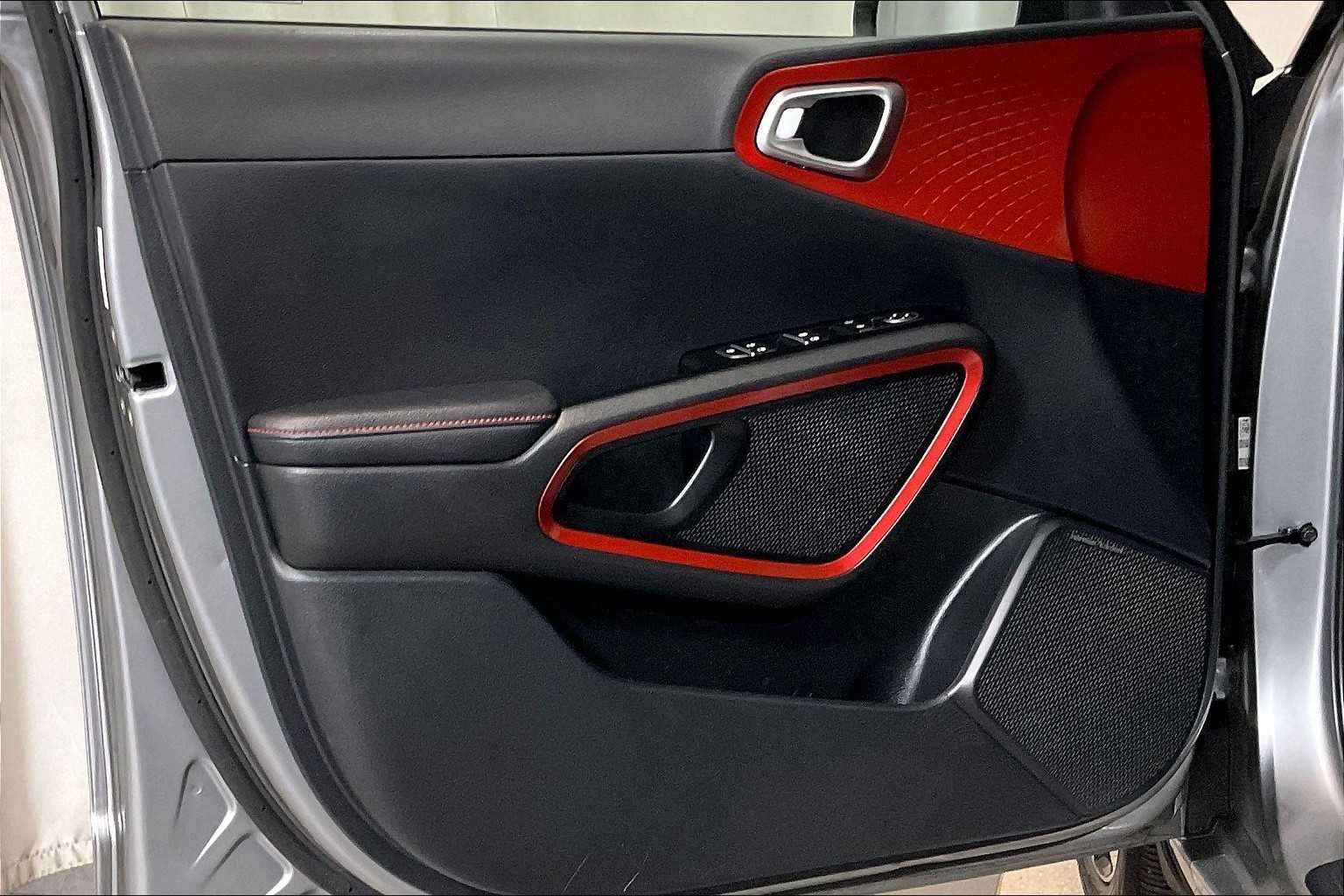 2023 Kia Soul GT-Line - Photo 9