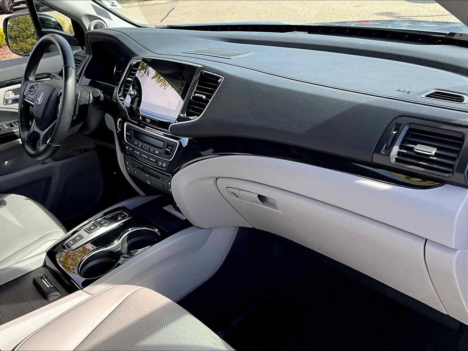 2020 Honda Pilot Elite - Photo 14