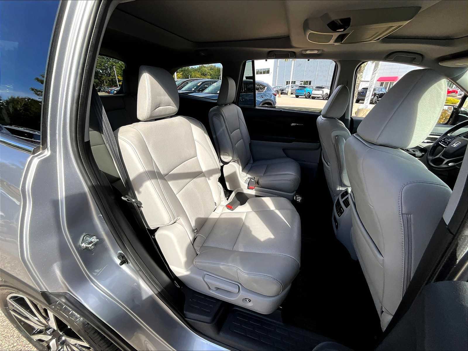 2020 Honda Pilot Elite - Photo 16