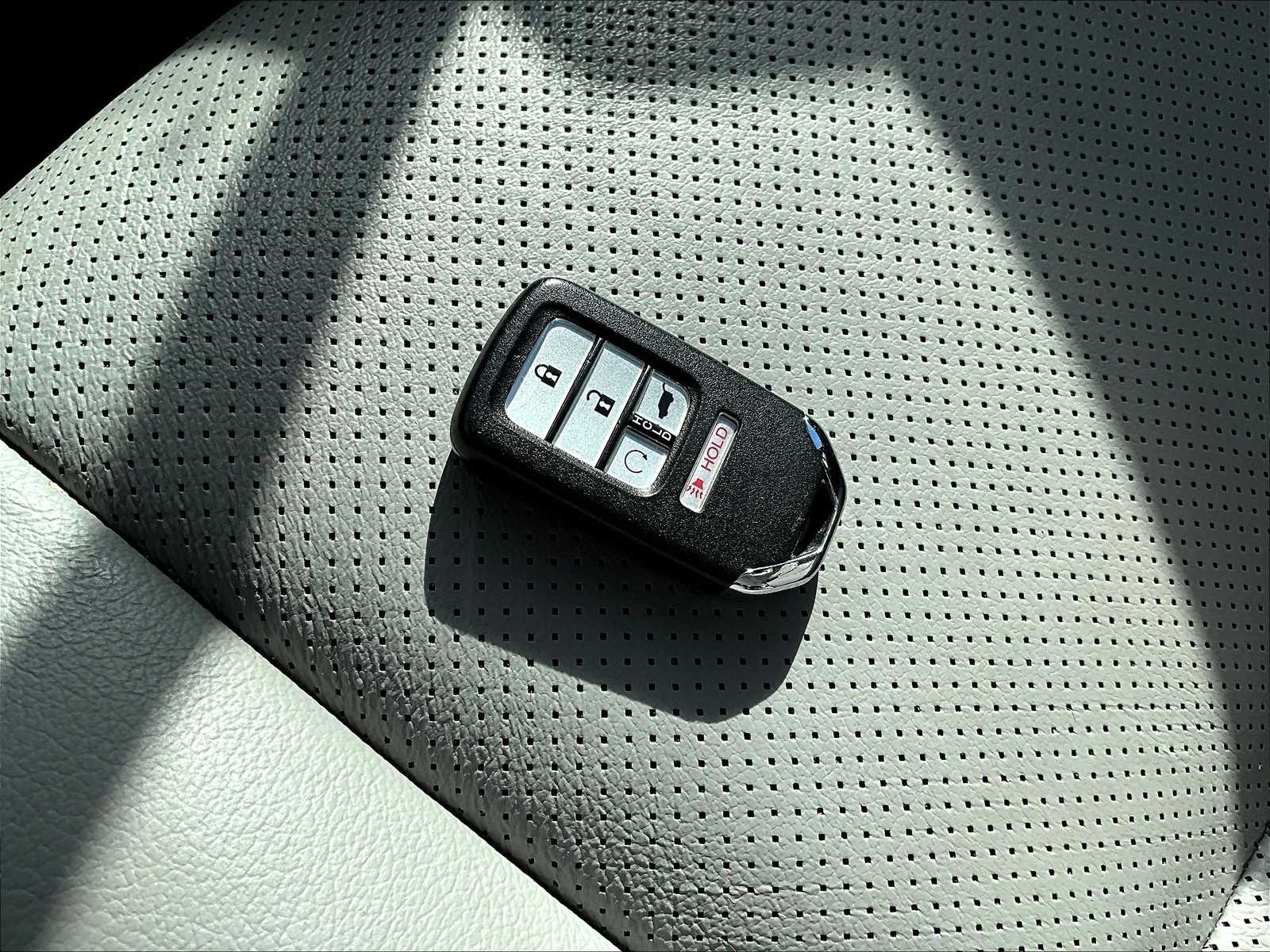 2020 Honda Pilot Elite - Photo 31