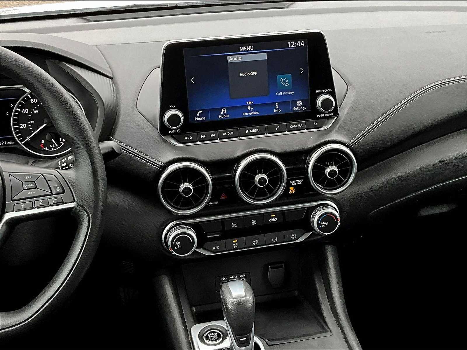 2023 Nissan Sentra SV - Photo 18