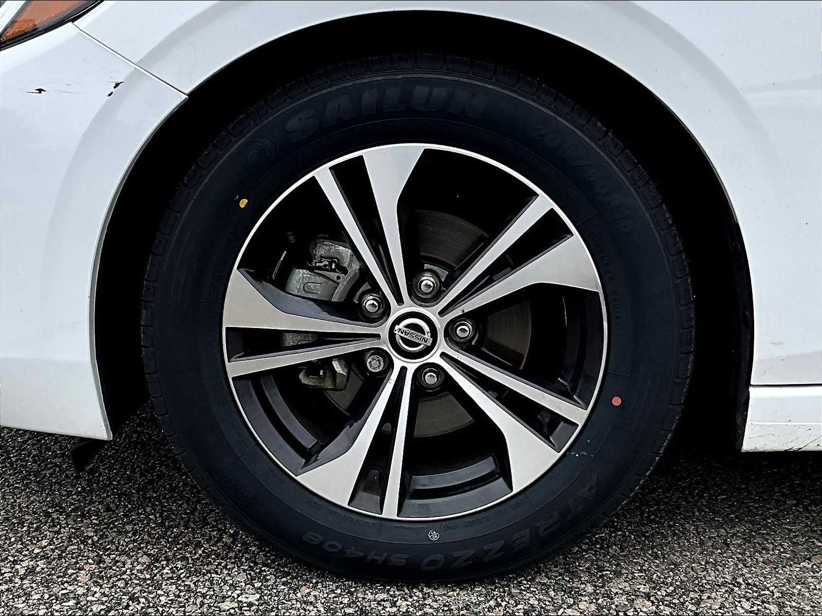 2023 Nissan Sentra SV - Photo 7