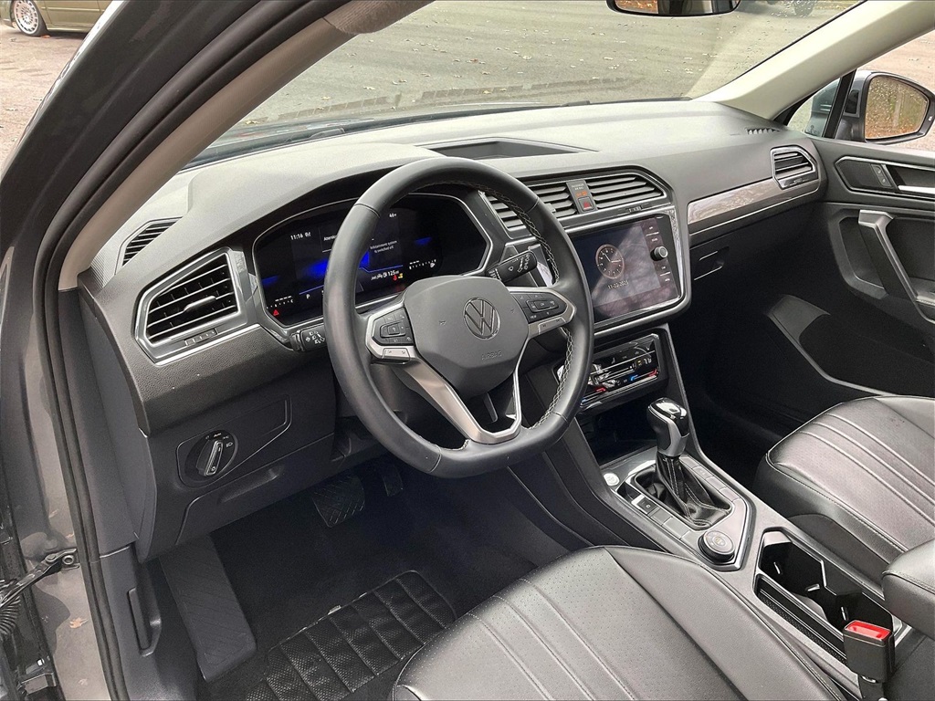 2024 Volkswagen Tiguan 2.0T SE - Photo 8