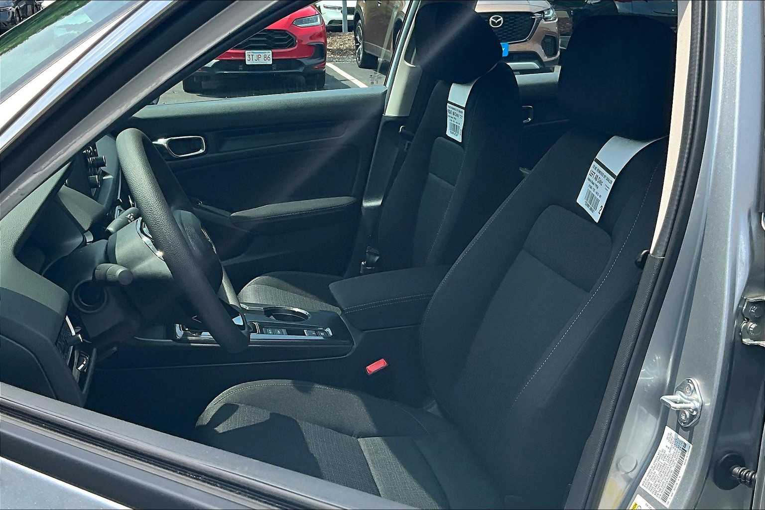 2026 Honda Civic LX - Photo 11