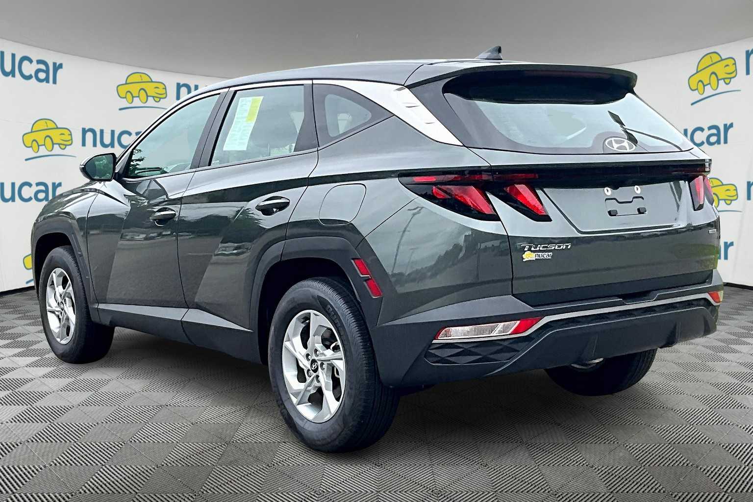2022 Hyundai Tucson SE - Photo 4