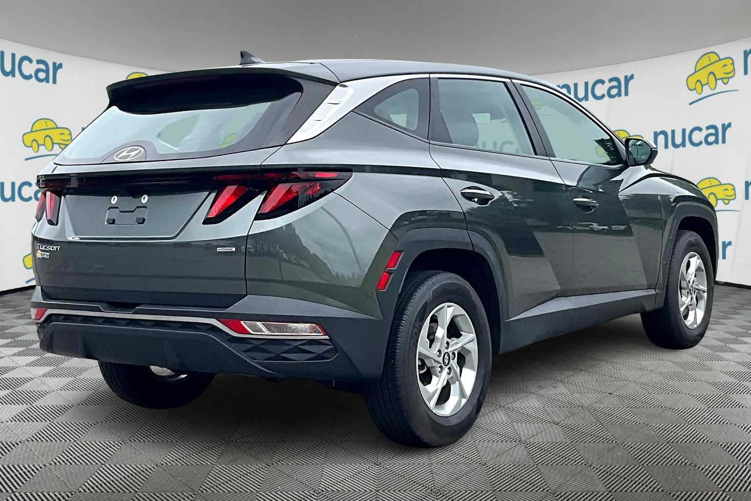 2022 Hyundai Tucson SE - Photo 6