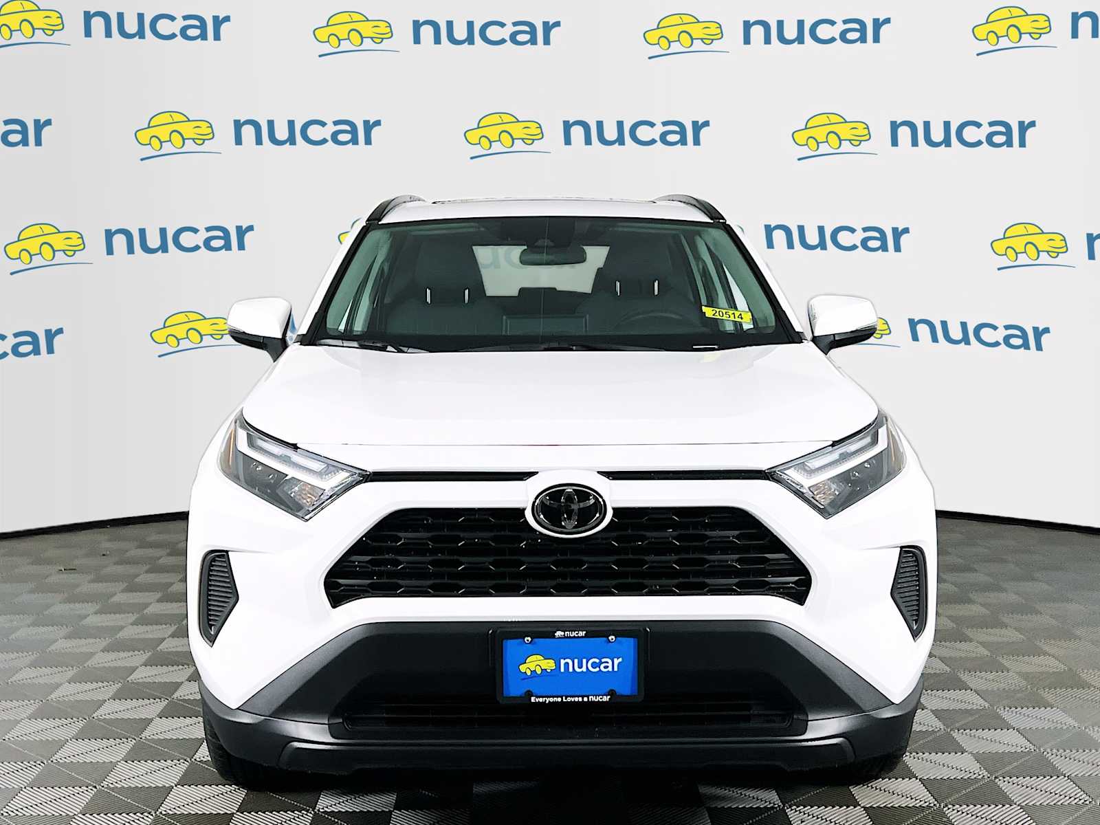 2025 Toyota RAV4 XLE - Photo 2