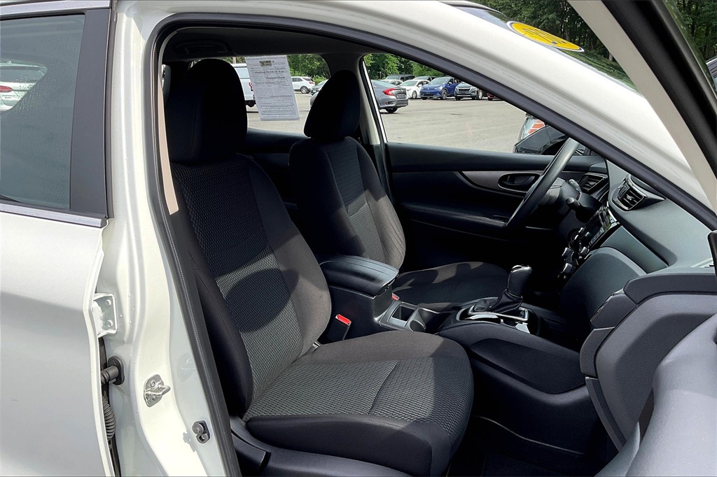 2020 Nissan Rogue Sport S - Photo 11