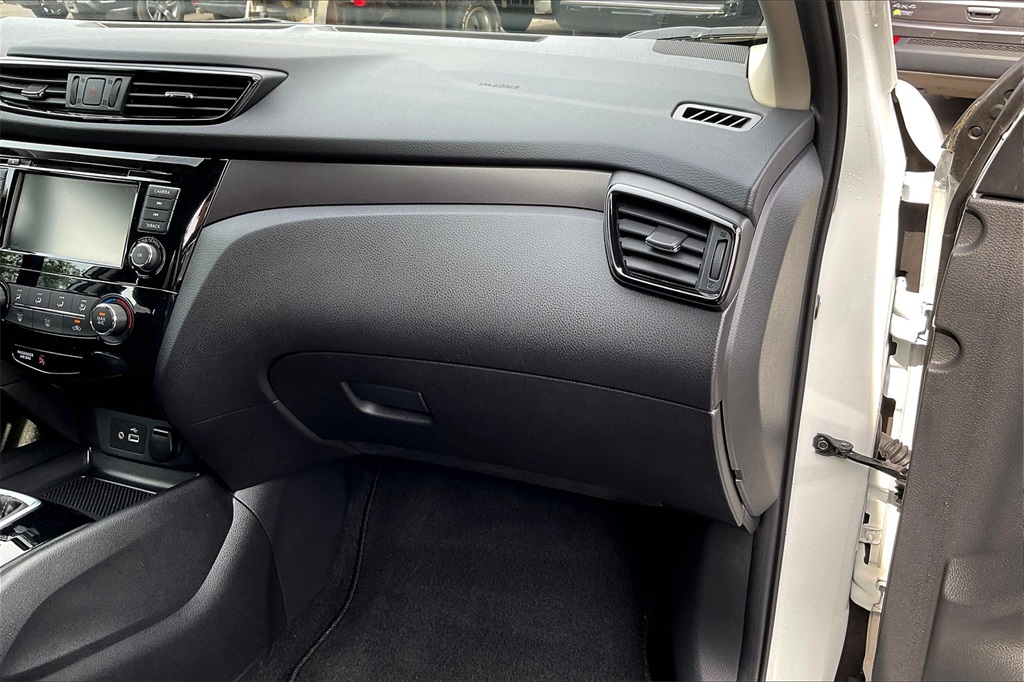 2020 Nissan Rogue Sport S - Photo 12
