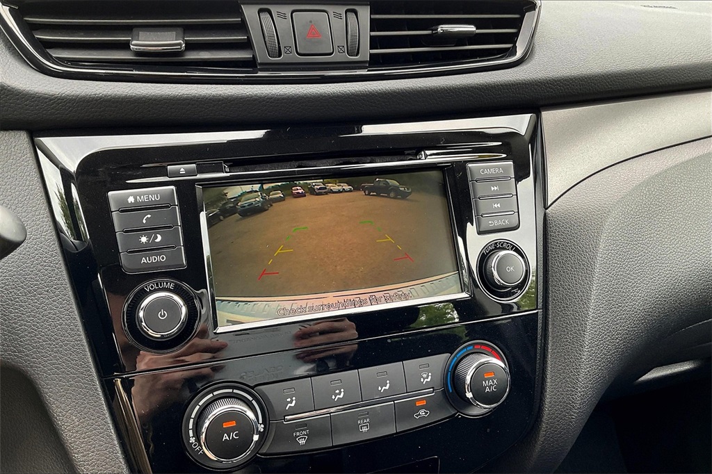 2020 Nissan Rogue Sport S - Photo 15