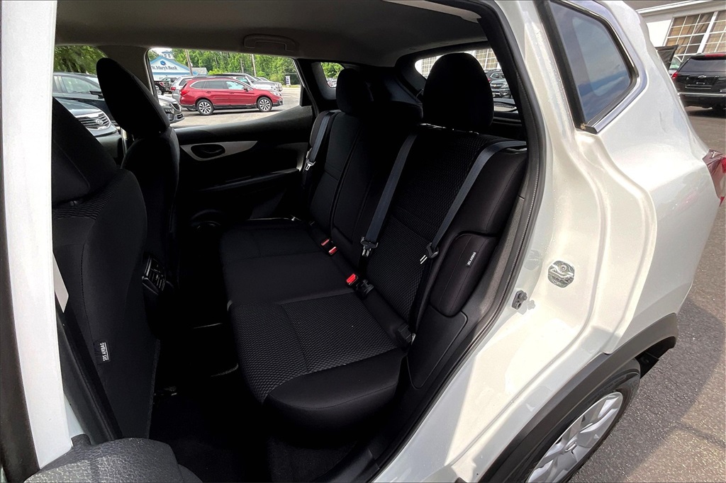 2020 Nissan Rogue Sport S - Photo 24