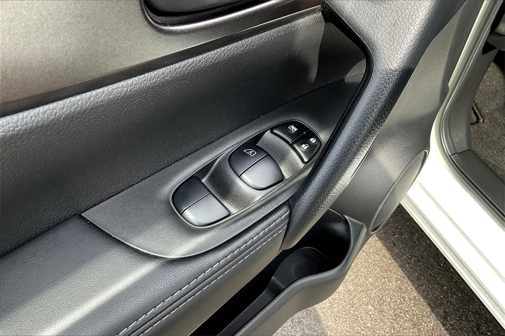 2020 Nissan Rogue Sport S - Photo 27