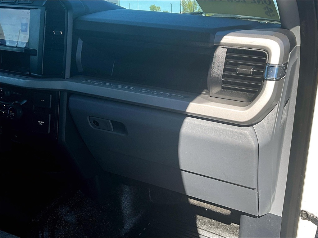 2023 Ford F-350SD XL - Photo 13
