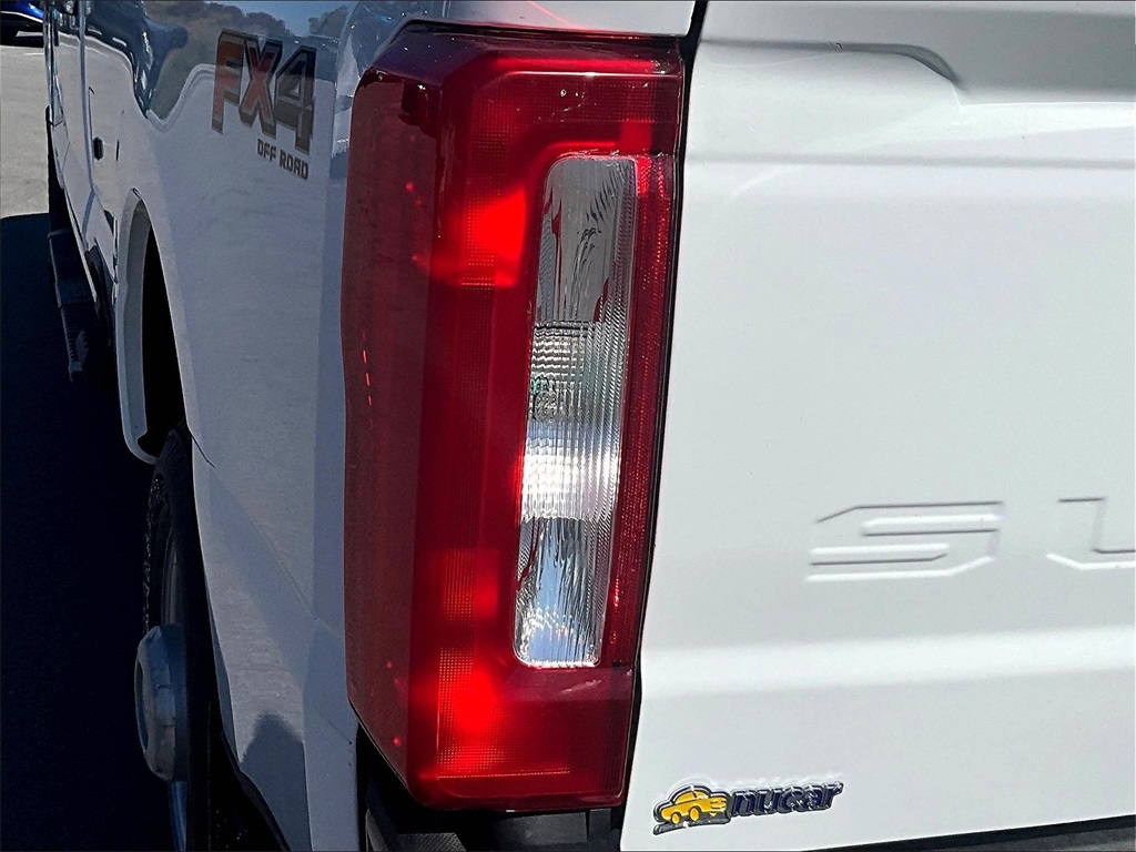 2023 Ford F-350SD XL - Photo 31