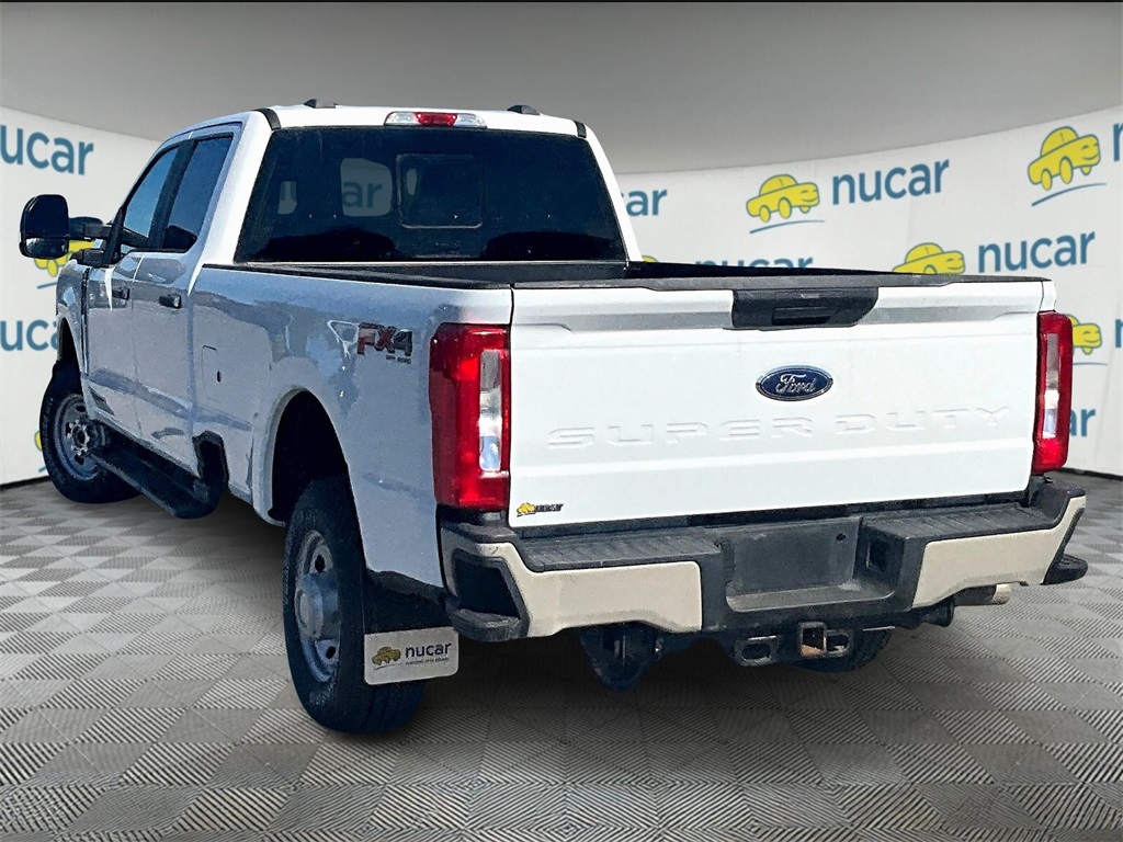 2023 Ford F-350SD XL - Photo 4