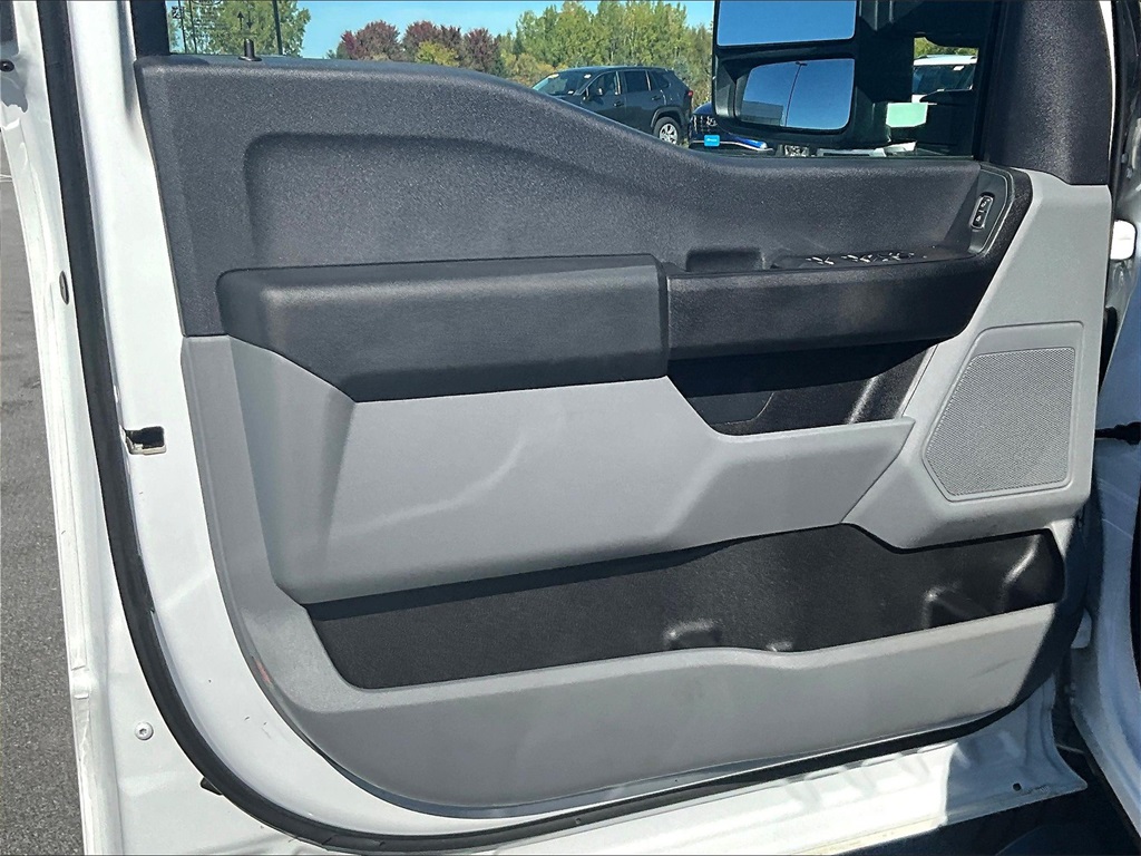 2023 Ford F-350SD XL - Photo 9
