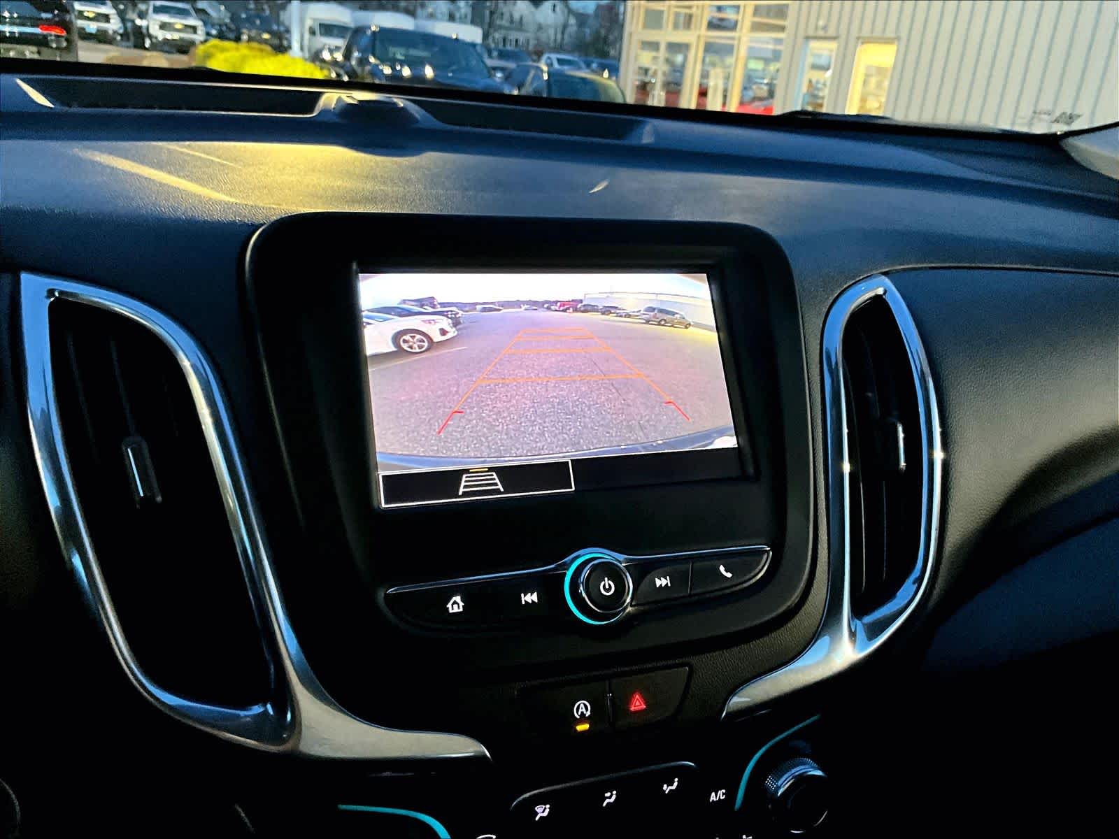 2022 Chevrolet Equinox LT - Photo 19