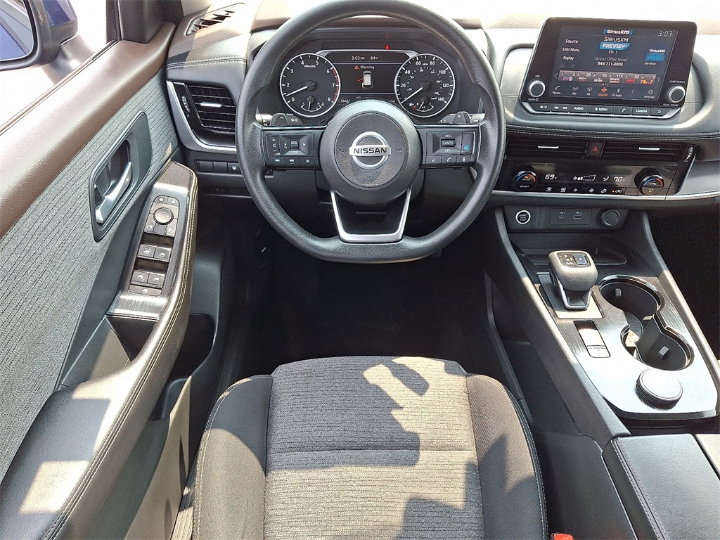 2021 Nissan Rogue SV - Photo 12