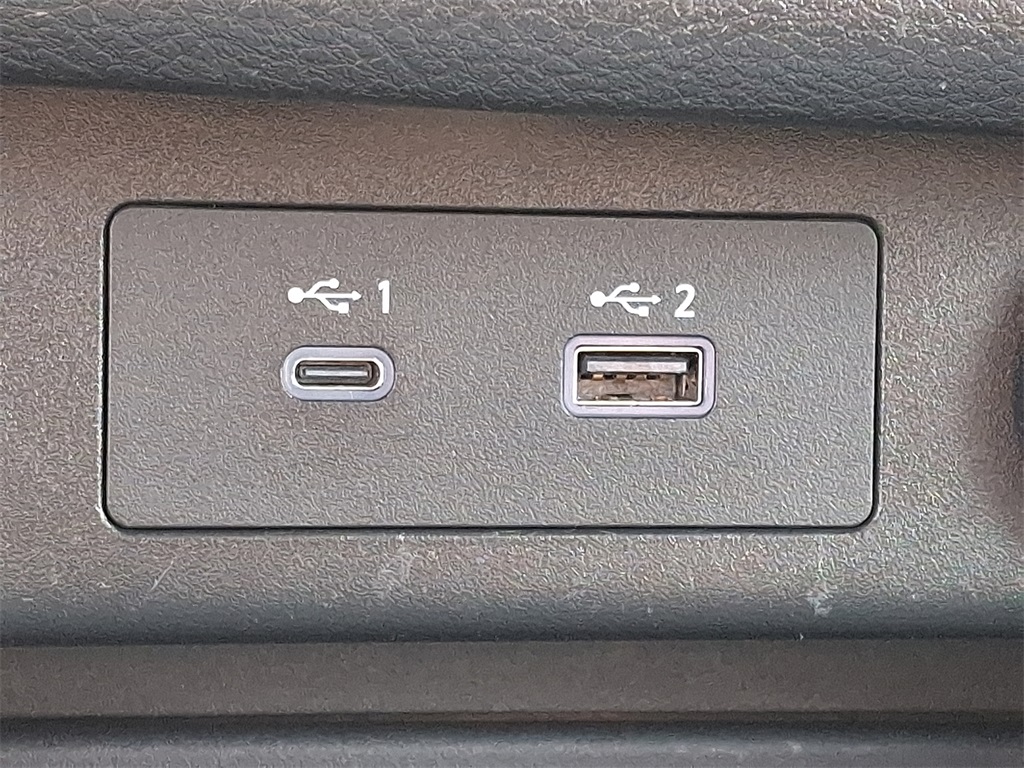 2021 Nissan Rogue SV - Photo 25