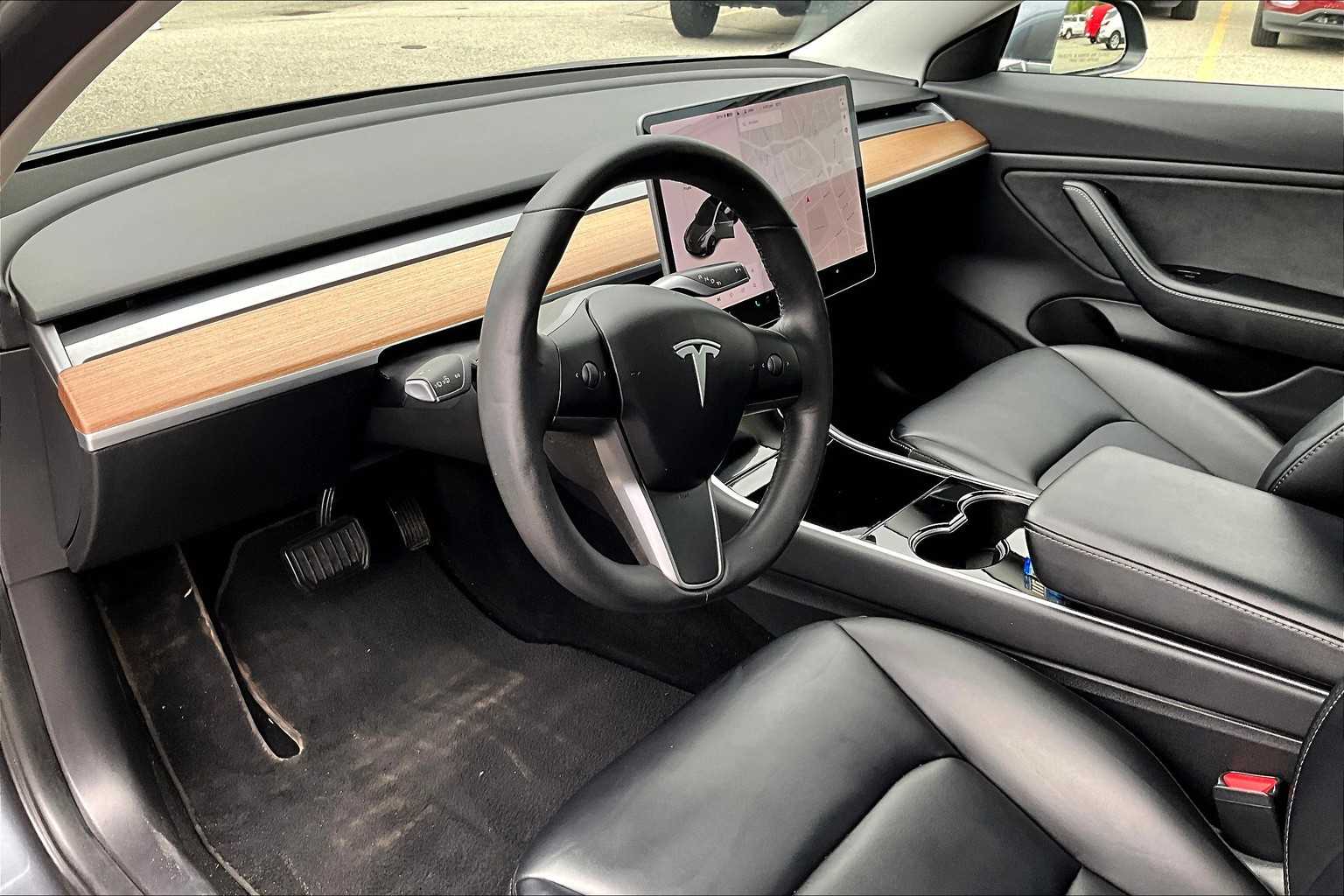 2020 Tesla Model 3 Performance - Photo 8