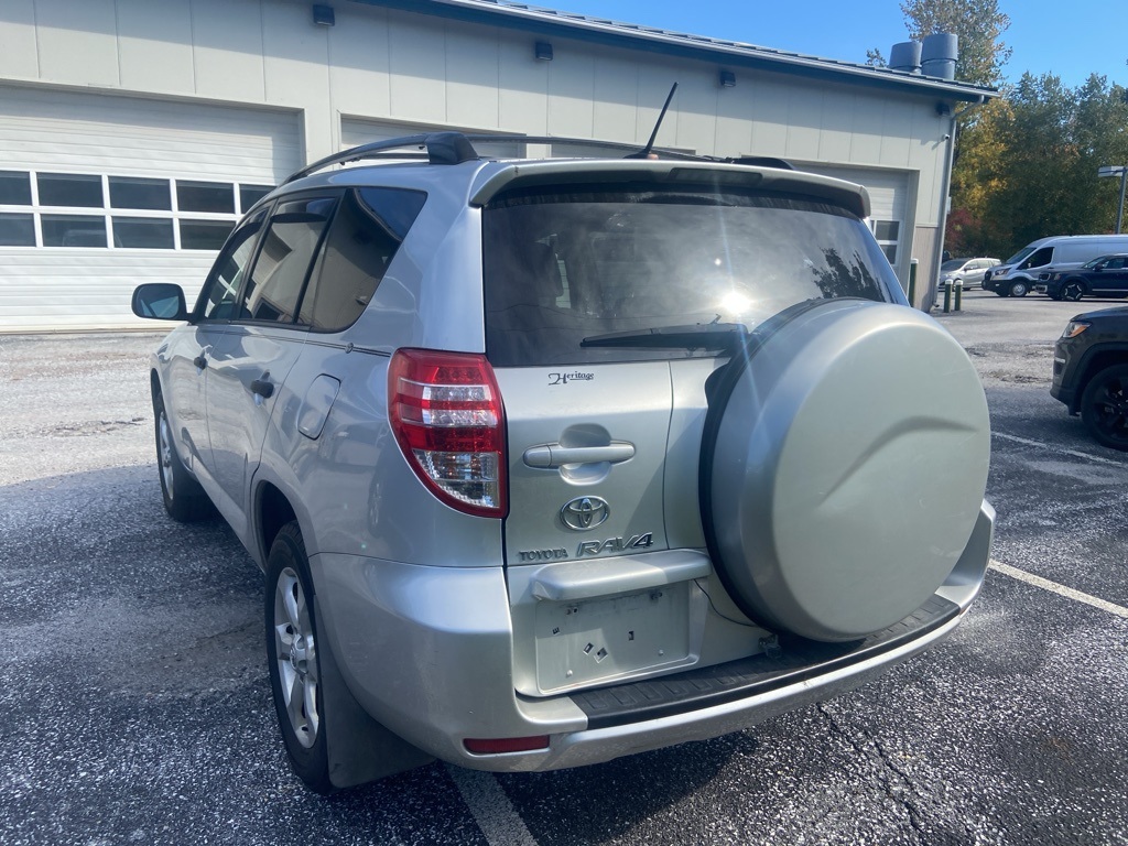 2009 Toyota RAV4 Base - Photo 4