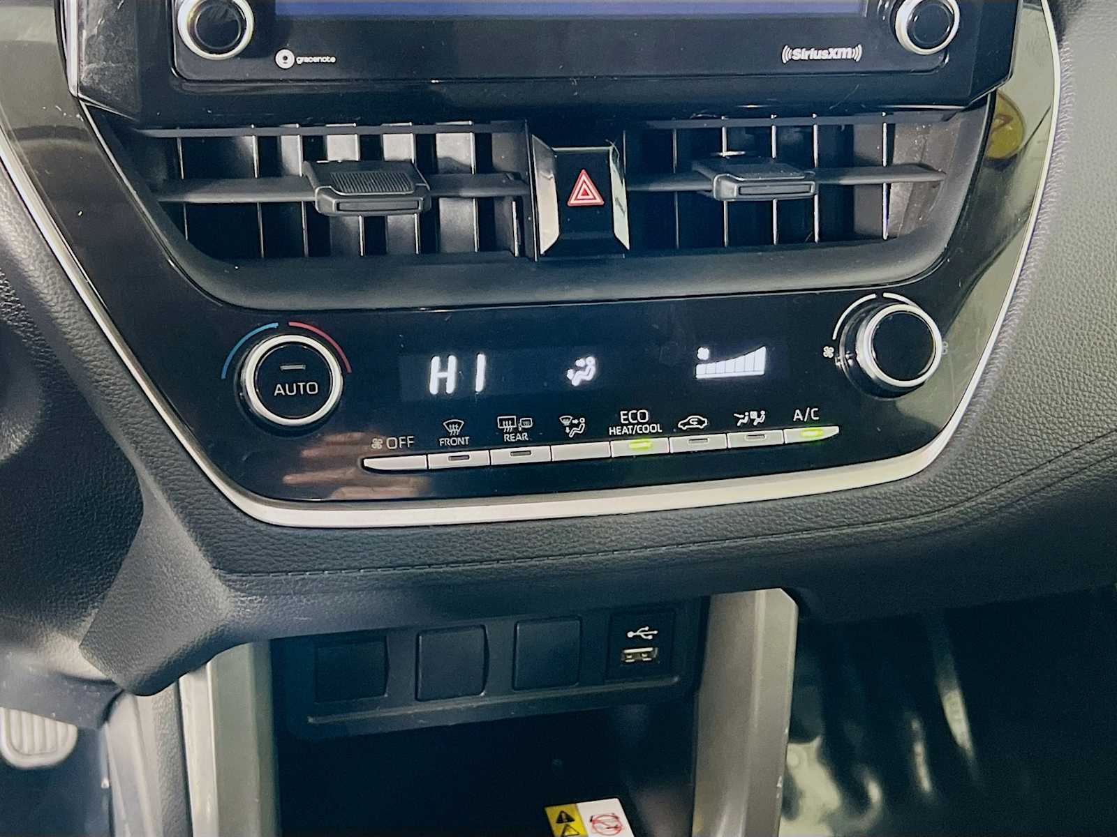 2022 Toyota Corolla Cross LE - Photo 15
