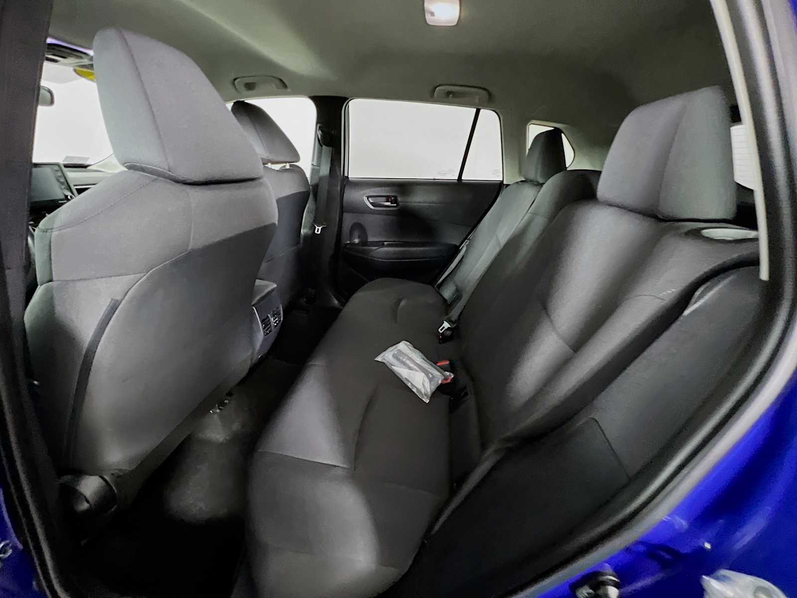 2022 Toyota Corolla Cross LE - Photo 23
