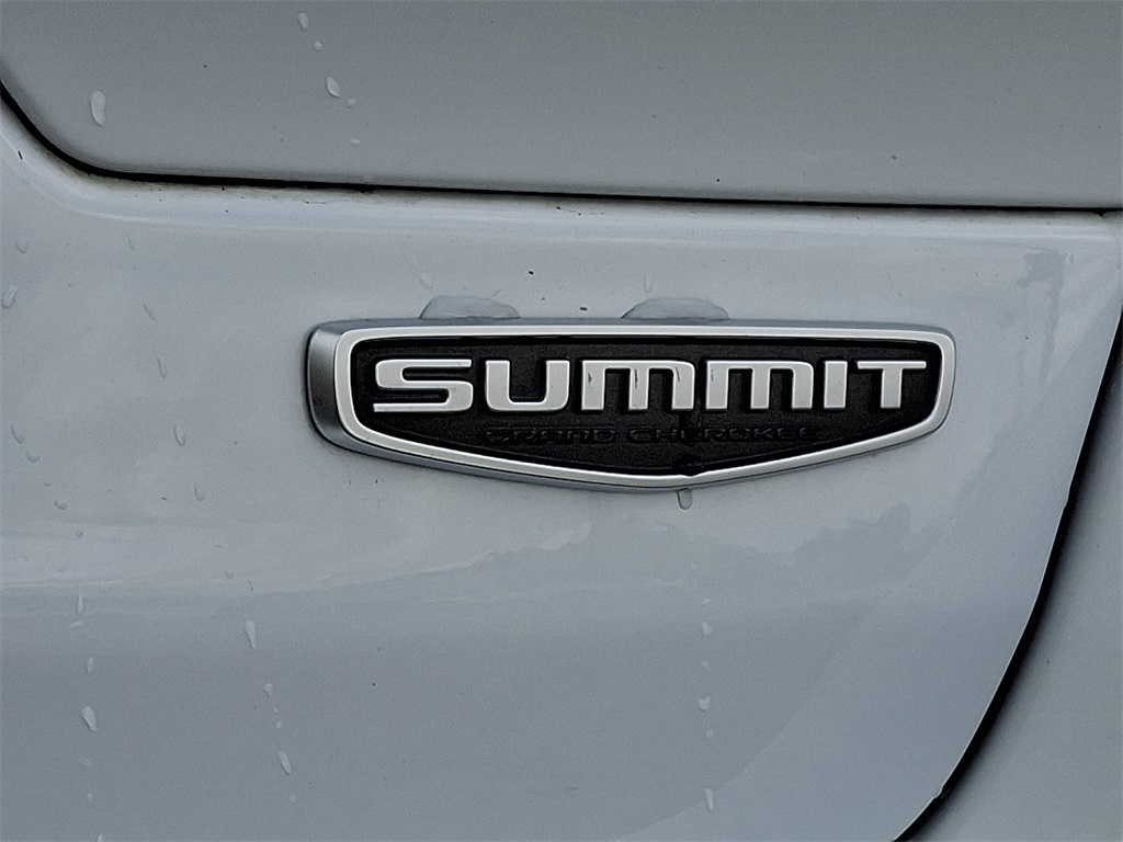 2022 Jeep Grand Cherokee  - Photo 28