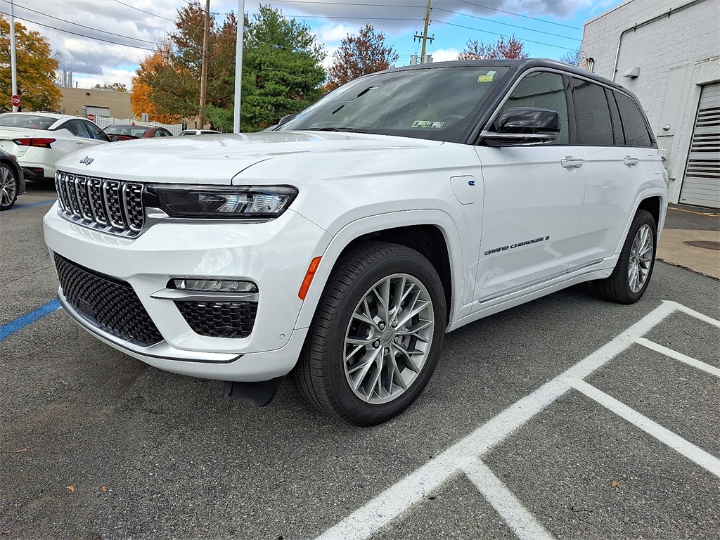 2022 Jeep Grand Cherokee  - Photo 3