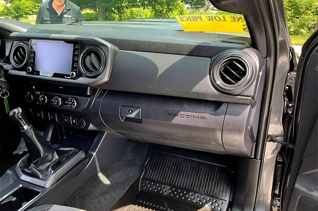 2020 Toyota Tacoma TRD Sport - Photo 13