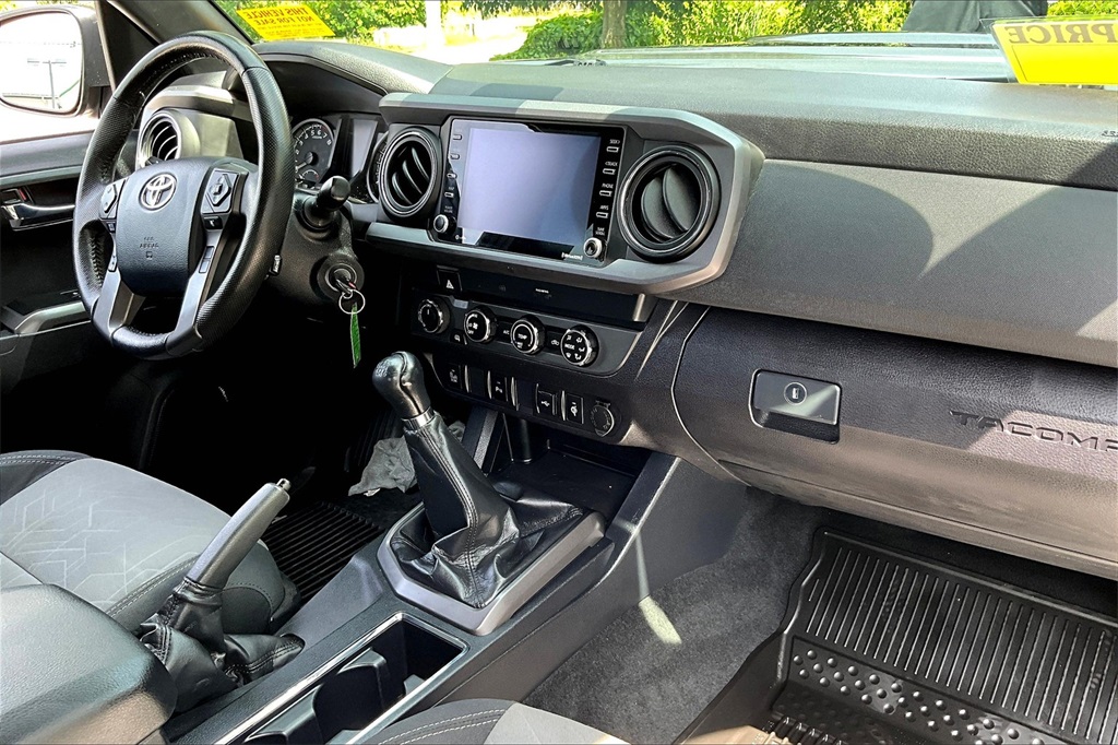 2020 Toyota Tacoma TRD Sport - Photo 14