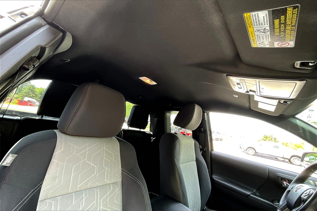 2020 Toyota Tacoma TRD Sport - Photo 22