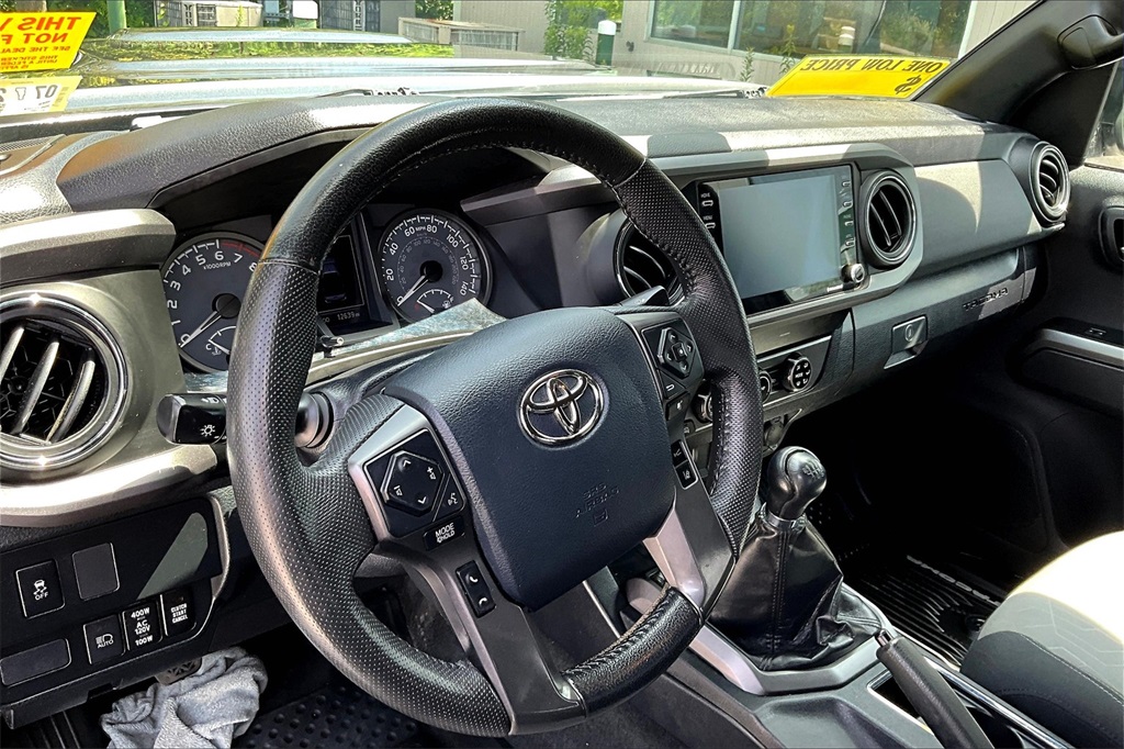 2020 Toyota Tacoma TRD Sport - Photo 8