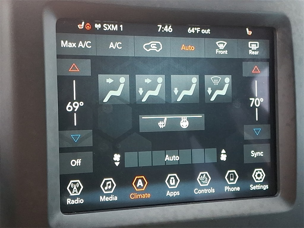 2022 Jeep Cherokee Latitude Lux - Photo 17