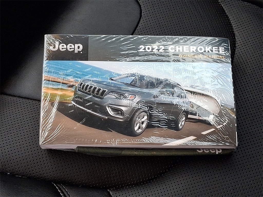 2022 Jeep Cherokee Latitude Lux - Photo 26