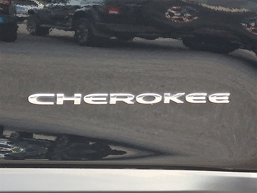 2022 Jeep Cherokee Latitude Lux - Photo 29